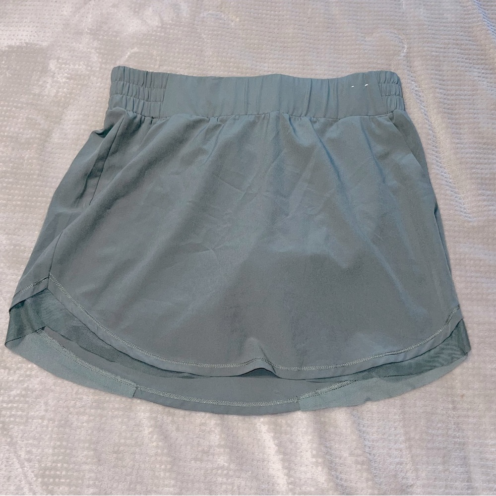 Women's RBX Skort Small NWOT